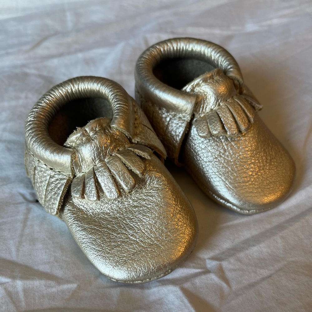 Metallic Gold Freshly Picked Size 0 Infant Crib Moccasins